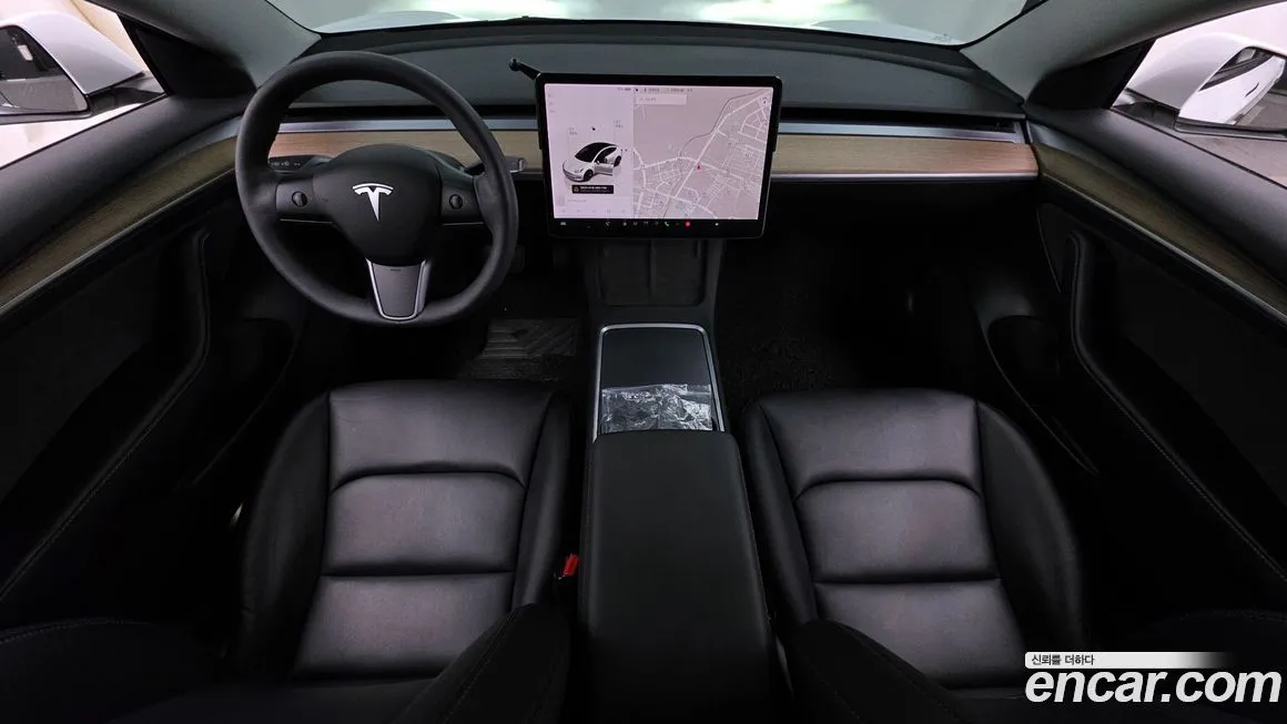 Tesla Model 3 — фото 8