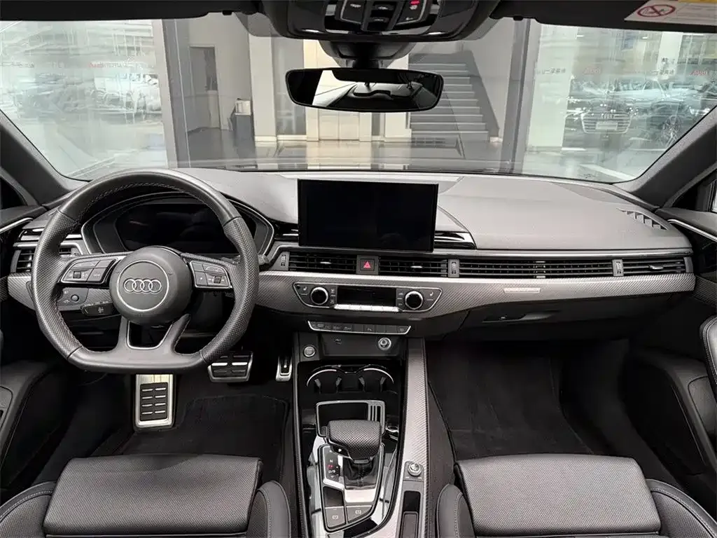 Audi A4L 2024 из CN, фото 5