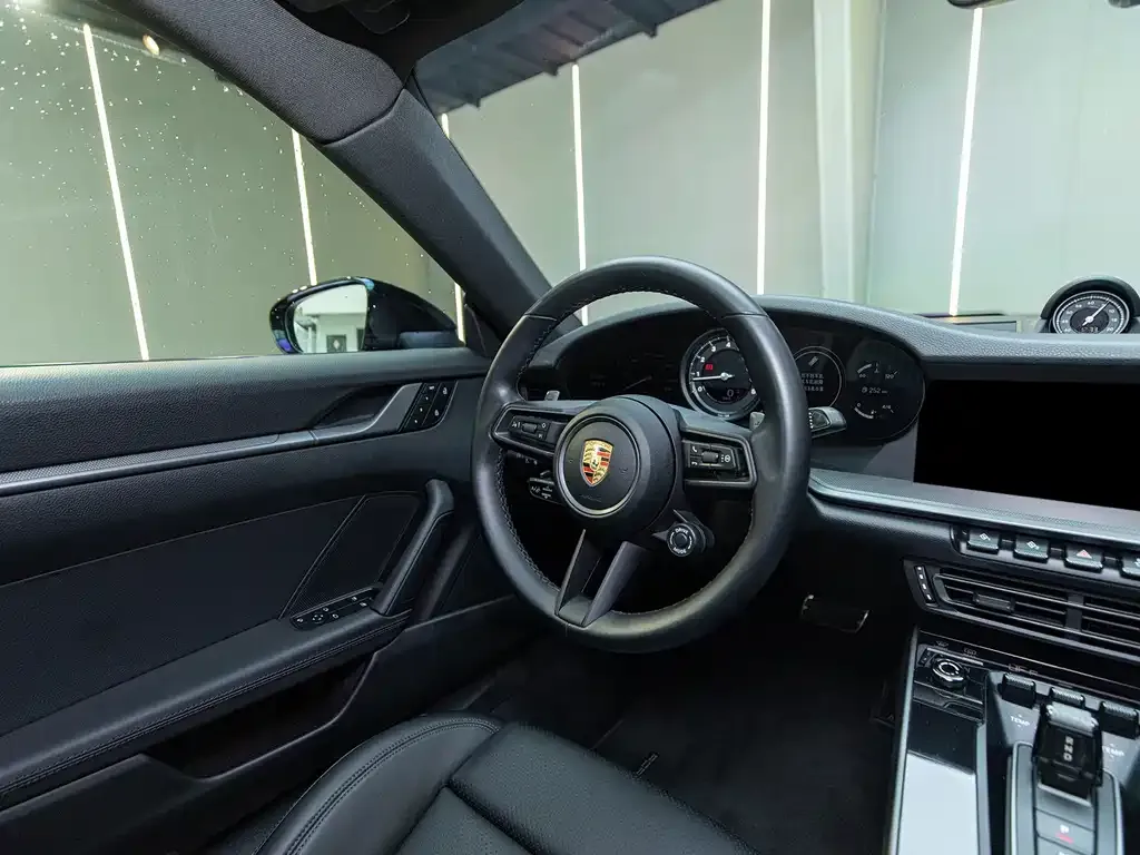 Porsche 911 2023 из CN, фото 4