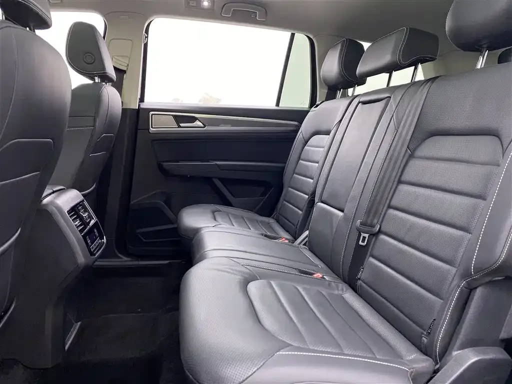Volkswagen Teramont 2021 из CN, фото 8