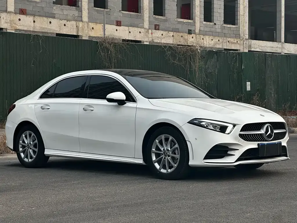 Mercedes-Benz A-Class — фото 6