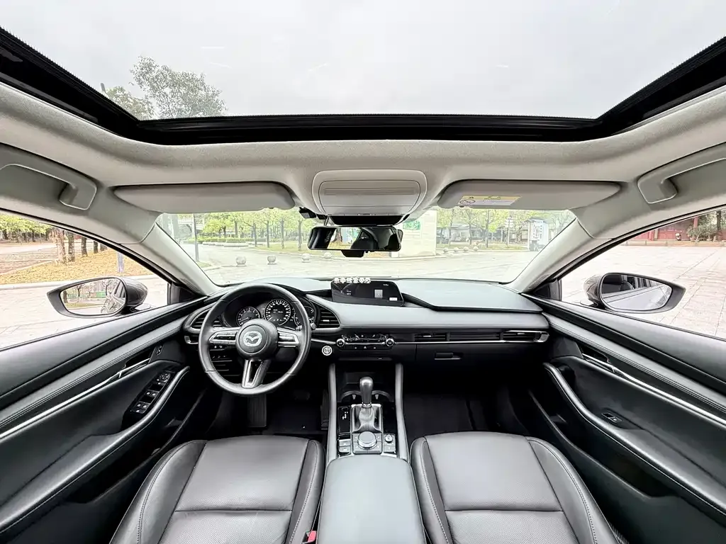 Mazda 3 Axela 2024 из CN, фото 7