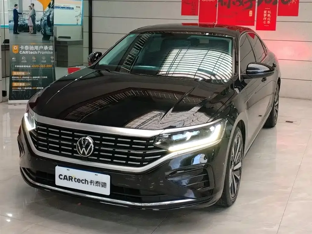 Volkswagen Passat — фото 1