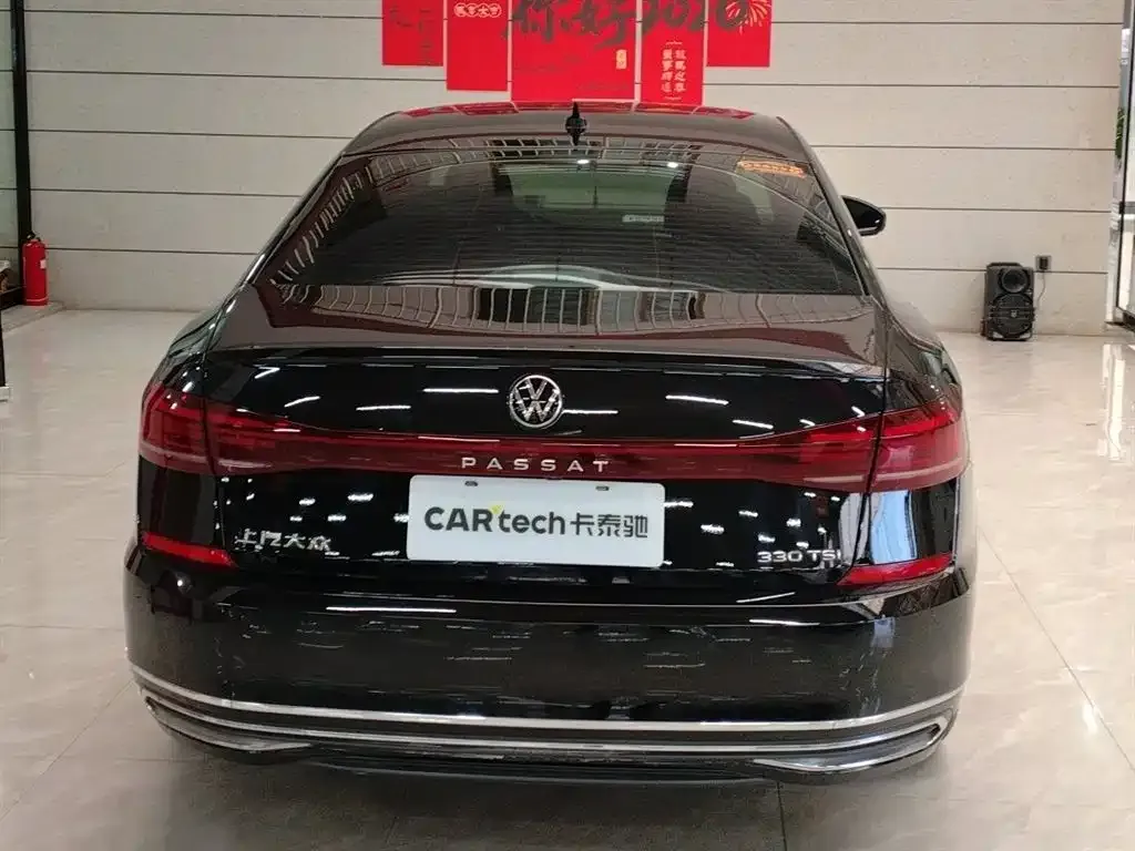 Volkswagen Passat — фото 8