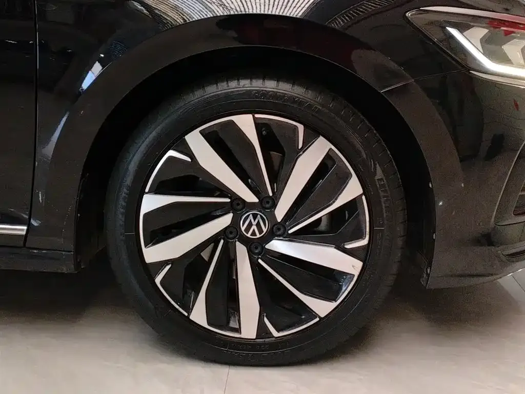 Volkswagen Passat — фото 3