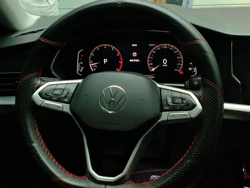 Volkswagen Passat — фото 6