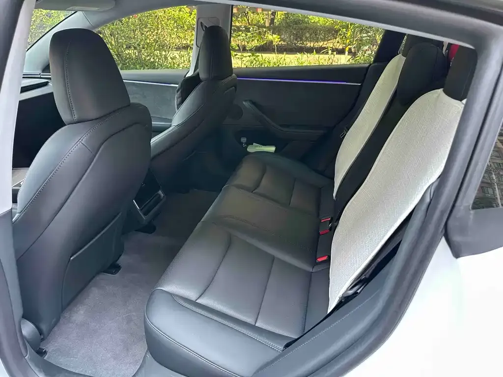 Tesla Model 3 — фото 2