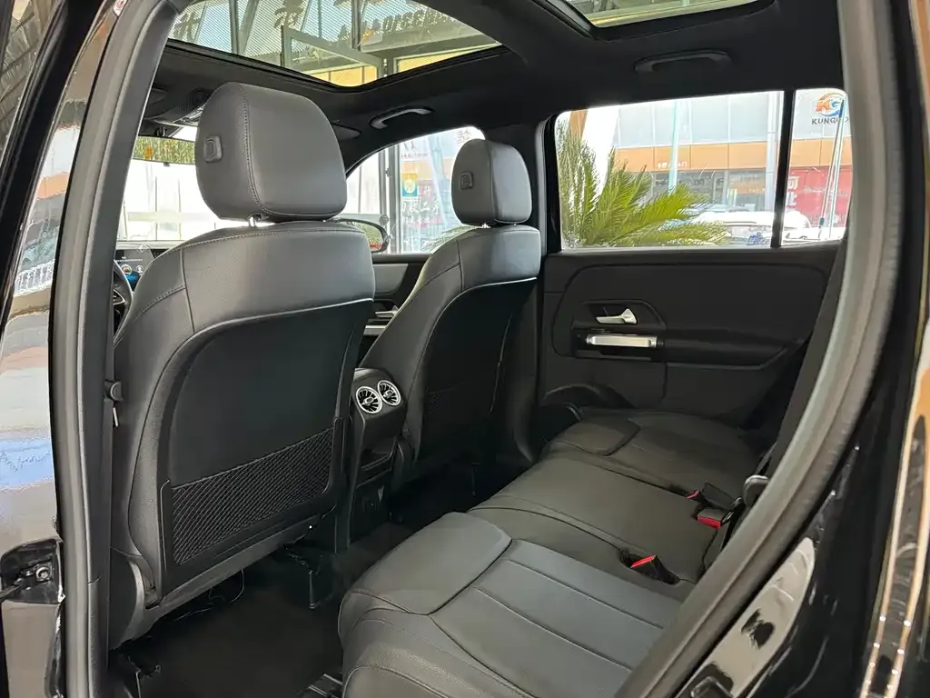 Mercedes-Benz GLB 2023 из CN, фото 5