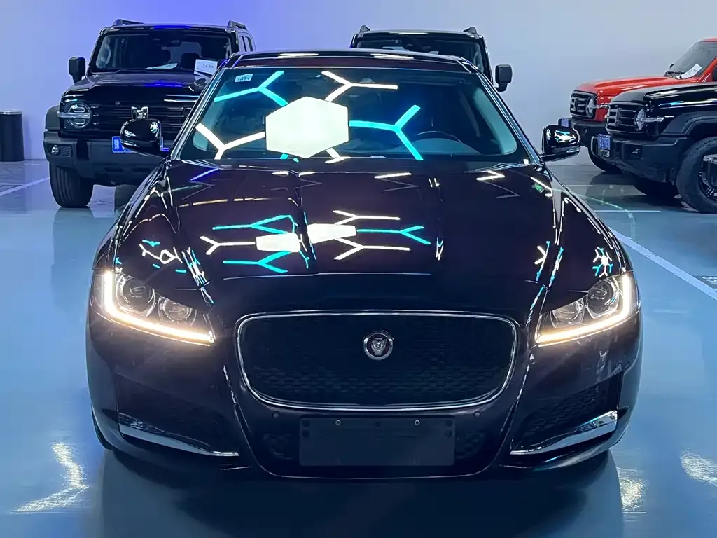 Jaguar XFL — фото 4