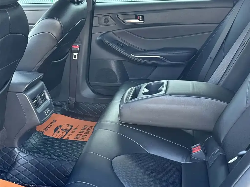 Toyota Avalon 2024 из CN, фото 6