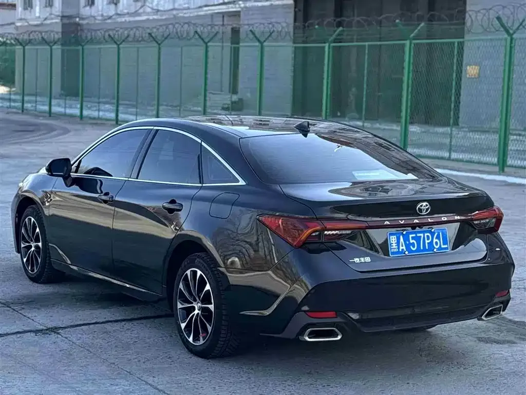 Toyota Avalon 2024 из CN, фото 9