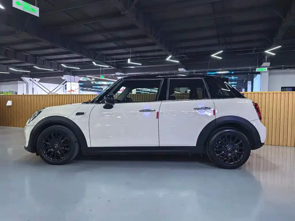 MINI Cooper (3-door) 2021 из CN, фото 8