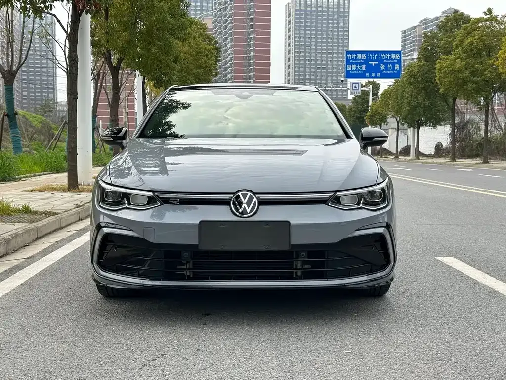 Volkswagen Golf 2022 из CN, фото 3