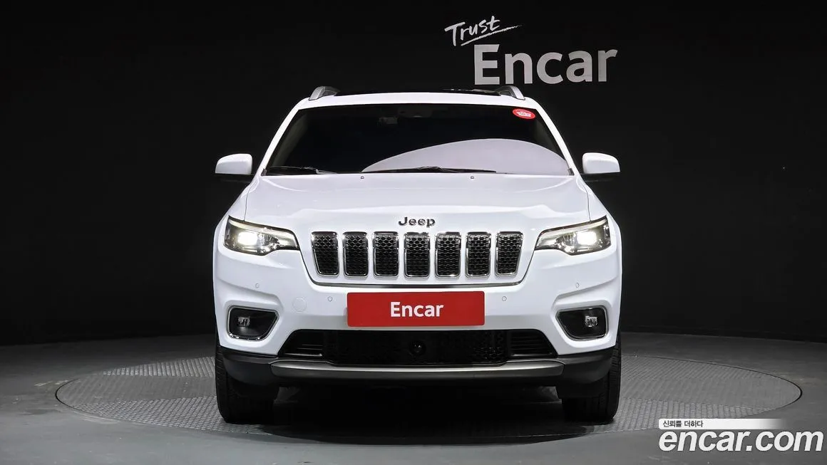 Jeep Cherokee — фото 8