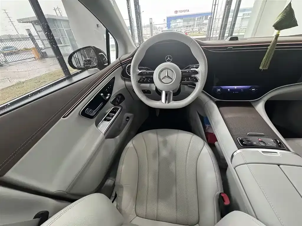 Mercedes-Benz EQE 2025 из CN, фото 10