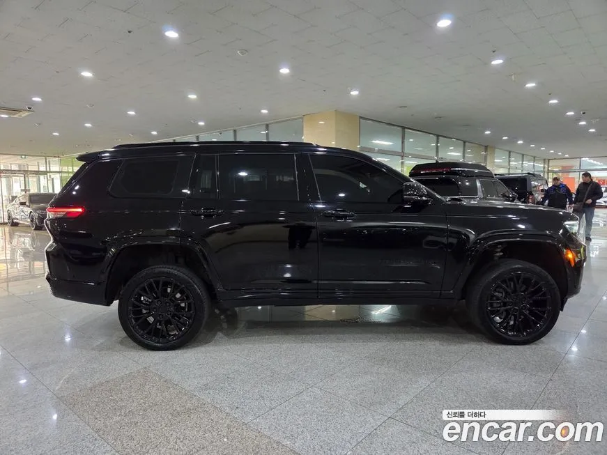 Jeep Cherokee 2022 из KR, фото 2