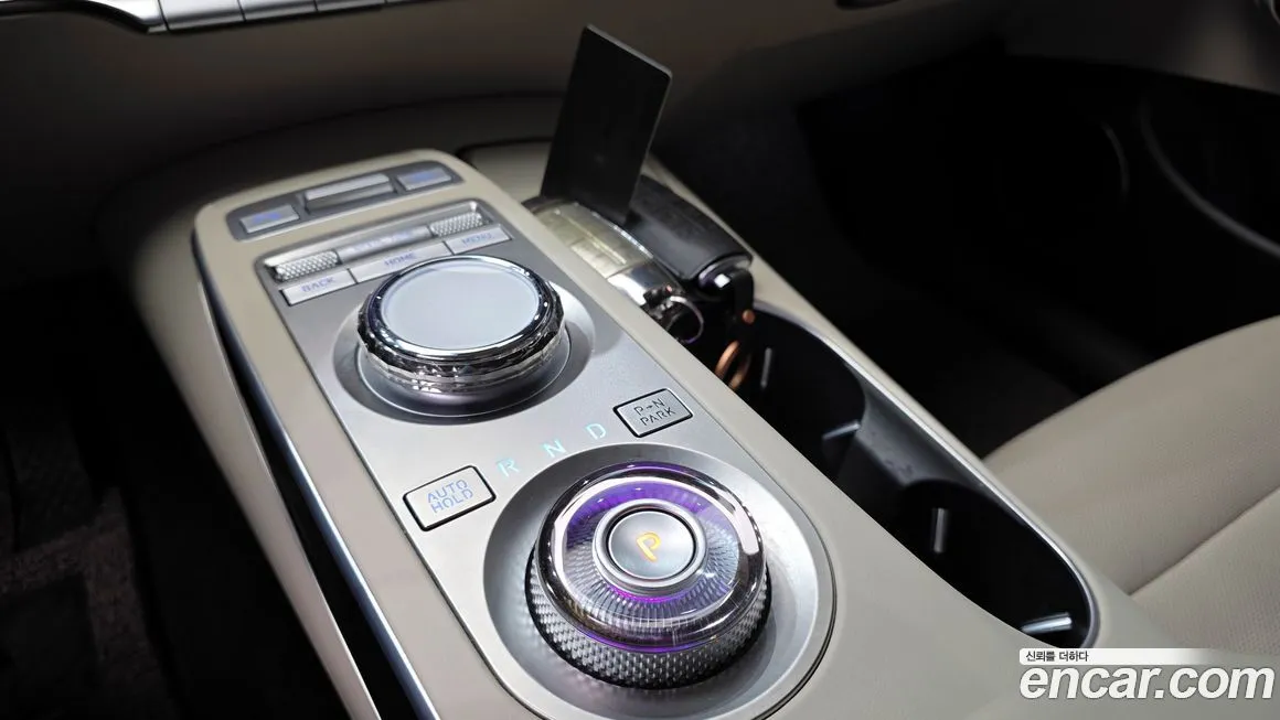 Genesis GV70 — фото 4