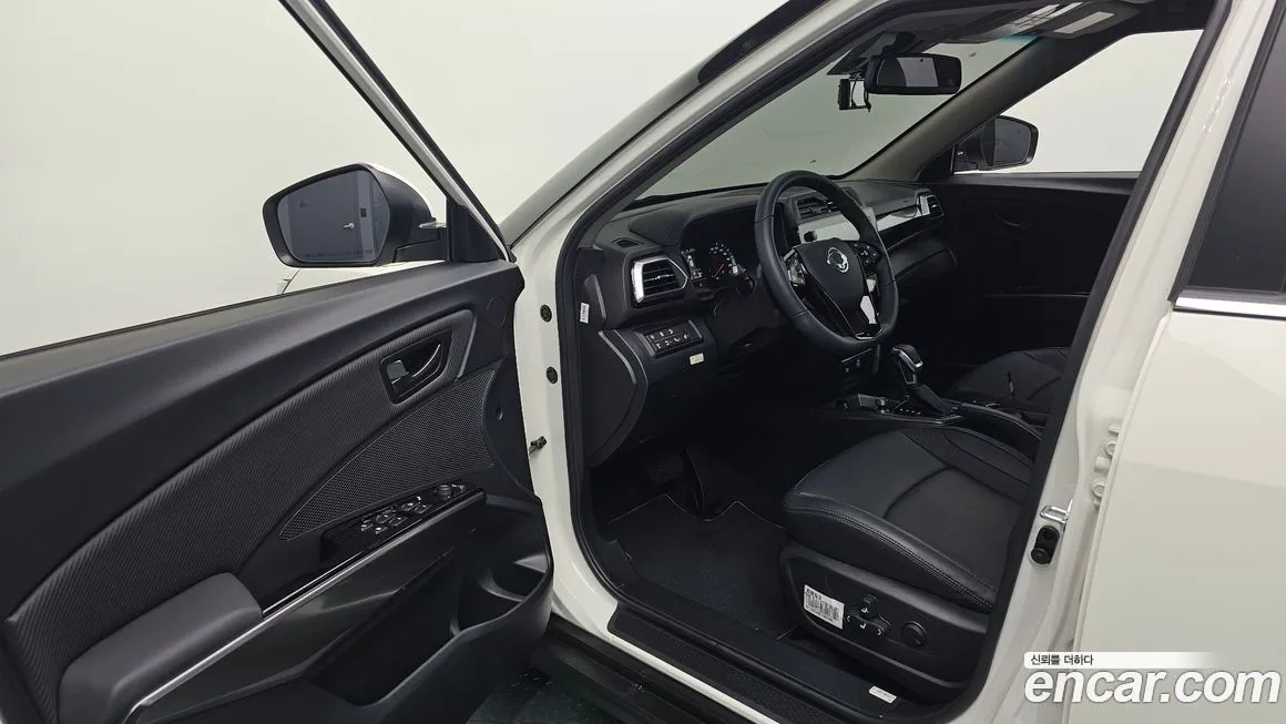 KG Mobility (Ssangyong) TIBOLI 2025 из KR, фото 5