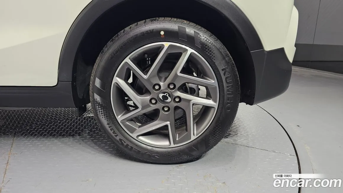KG Mobility (Ssangyong) TIBOLI 2025 из KR, фото 3