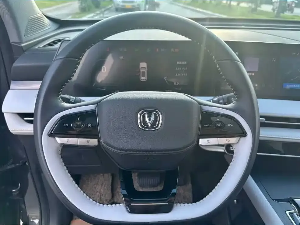 Changan CS75PLUS 2023 из CN, фото 4