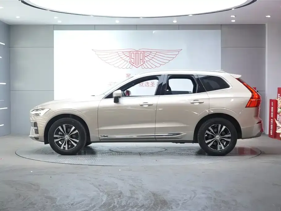 Volvo XC60 — фото 4
