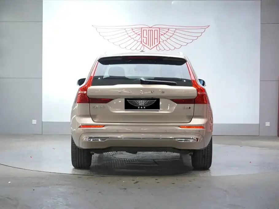 Volvo XC60 — фото 3