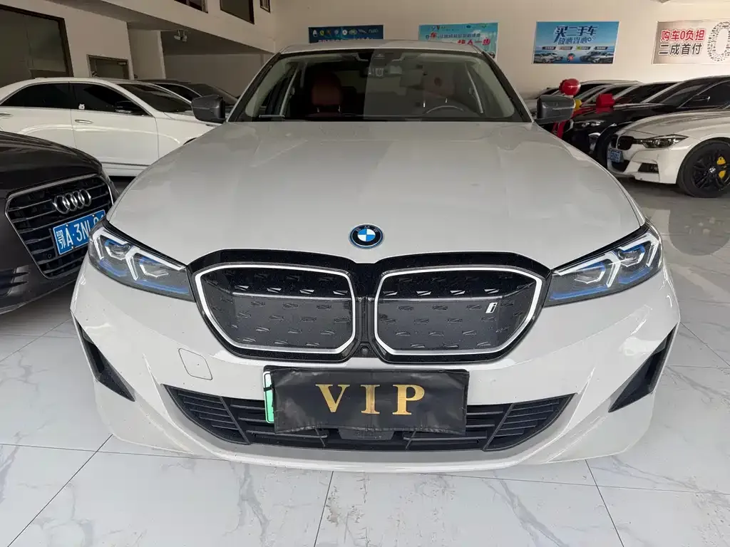 BMW i3 2023 из CN, фото 2