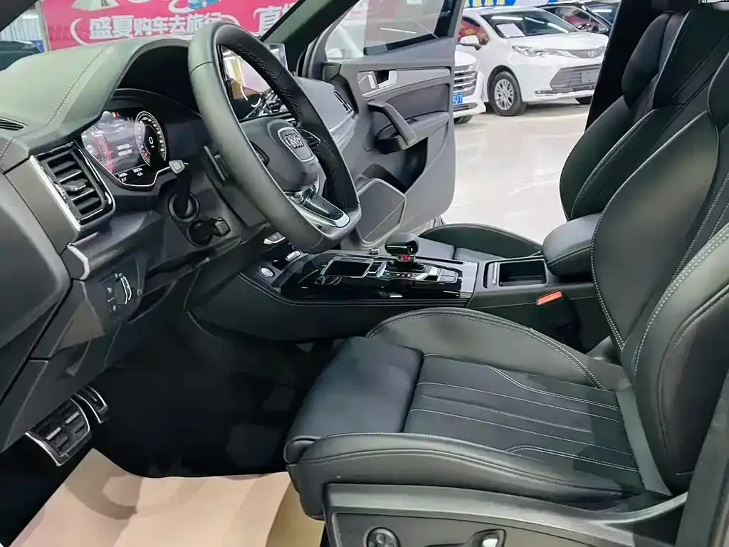 Audi Q5L 2024 из CN, фото 6