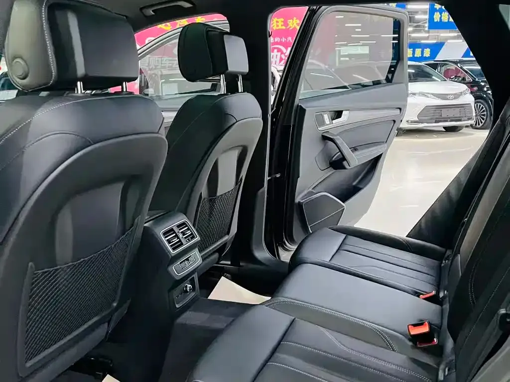 Audi Q5L 2024 из CN, фото 7