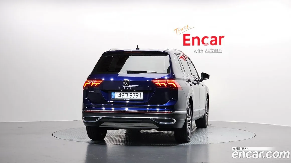 Volkswagen Tiguan — фото 5