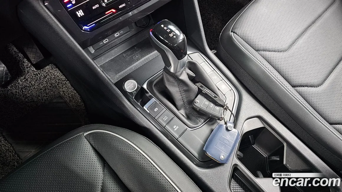 Volkswagen Tiguan — фото 7