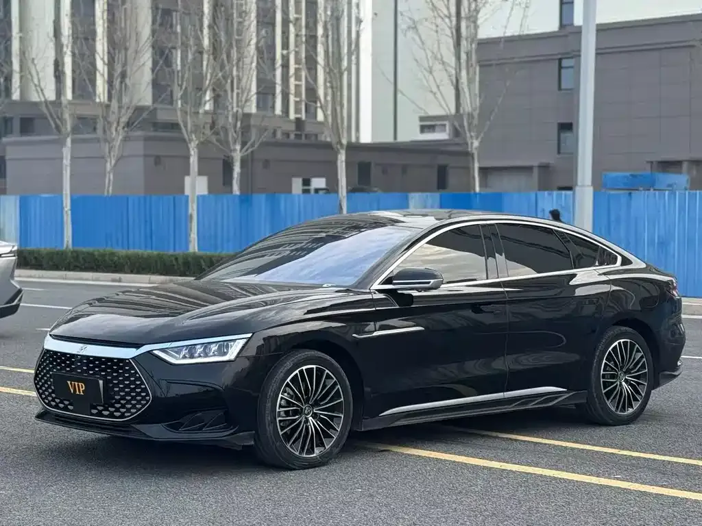 BYD Han — фото 1