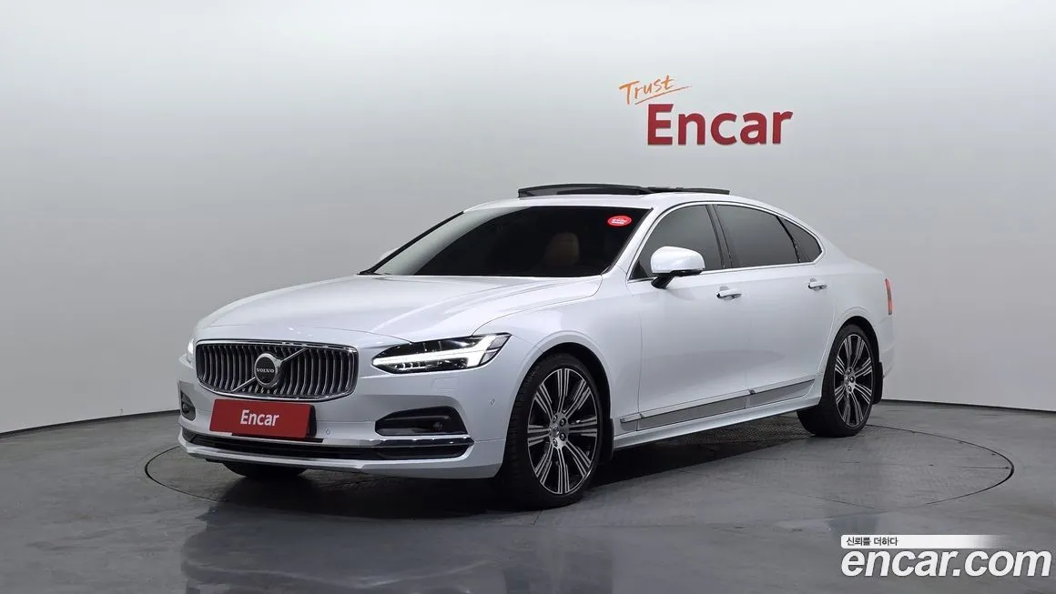 Volvo S90 — фото 1