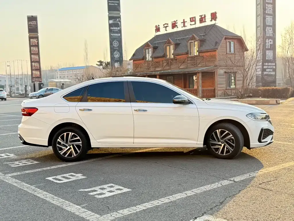 Volkswagen Lavida 2022 из CN, фото 10