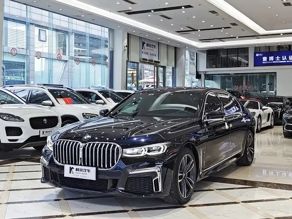 BMW 7 Series — фото 5