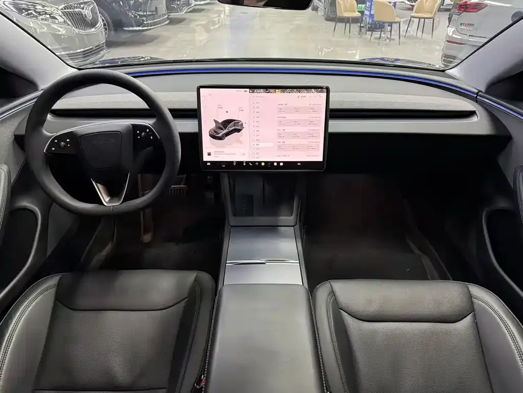 Tesla Model 3 — фото 3
