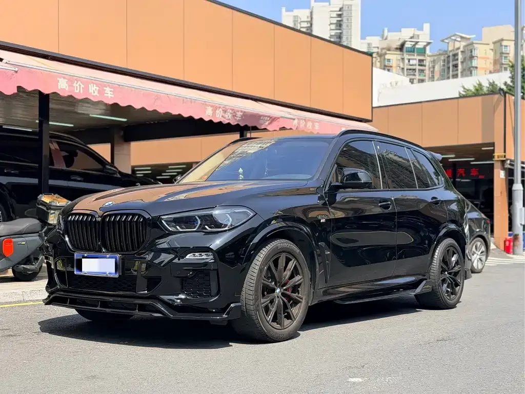 BMW X5 (Import) — фото 1