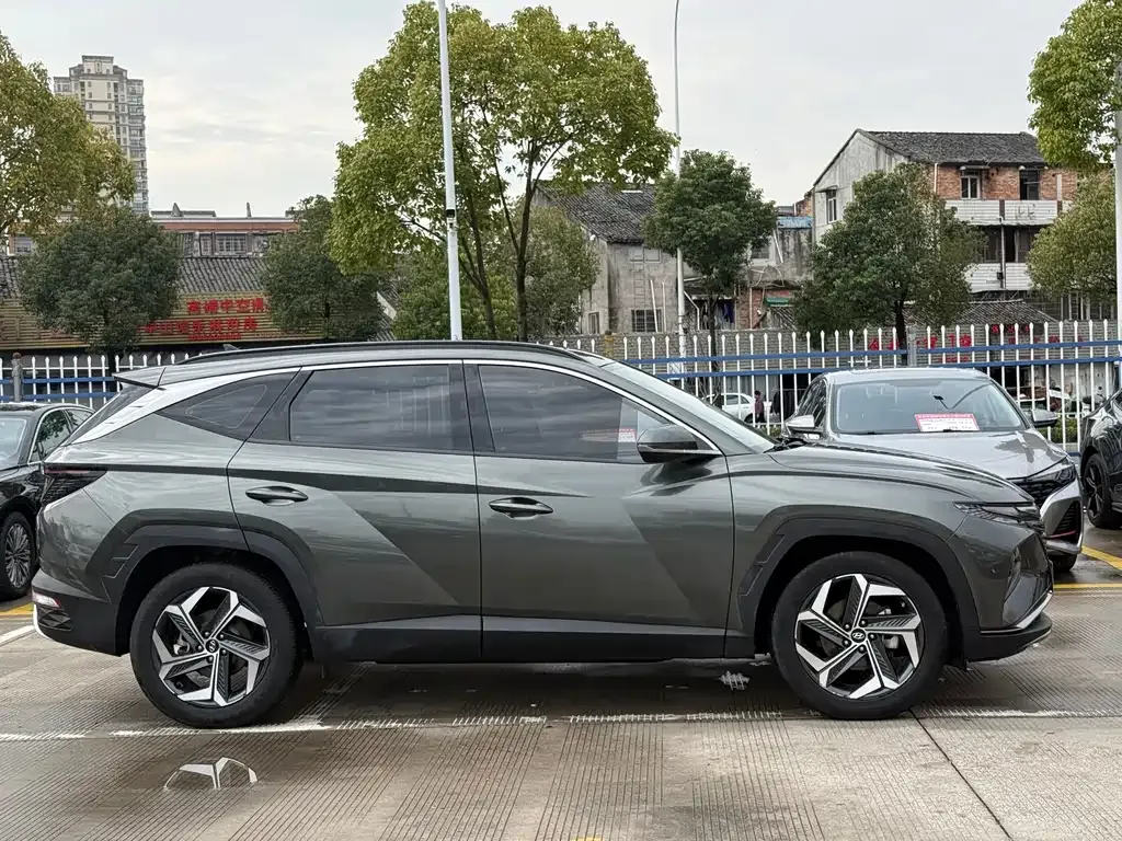 Hyundai Tucson — фото 5