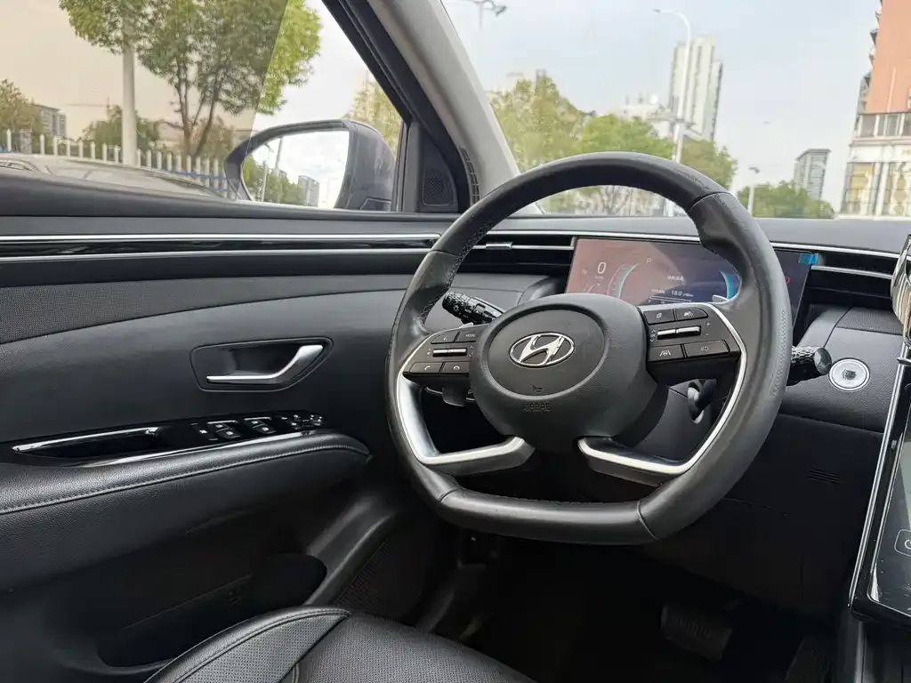 Hyundai Tucson — фото 2