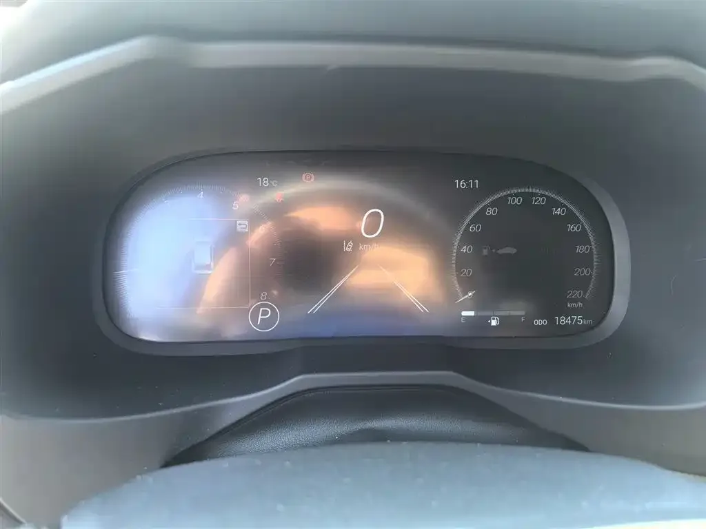 Toyota RAV4 — фото 2