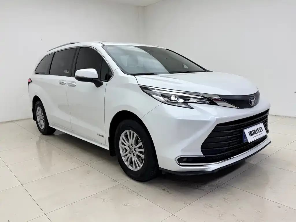 Toyota Sienna 2022 из CN, фото 9