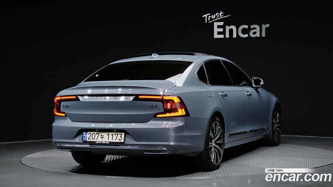 Volvo S90 — фото 3