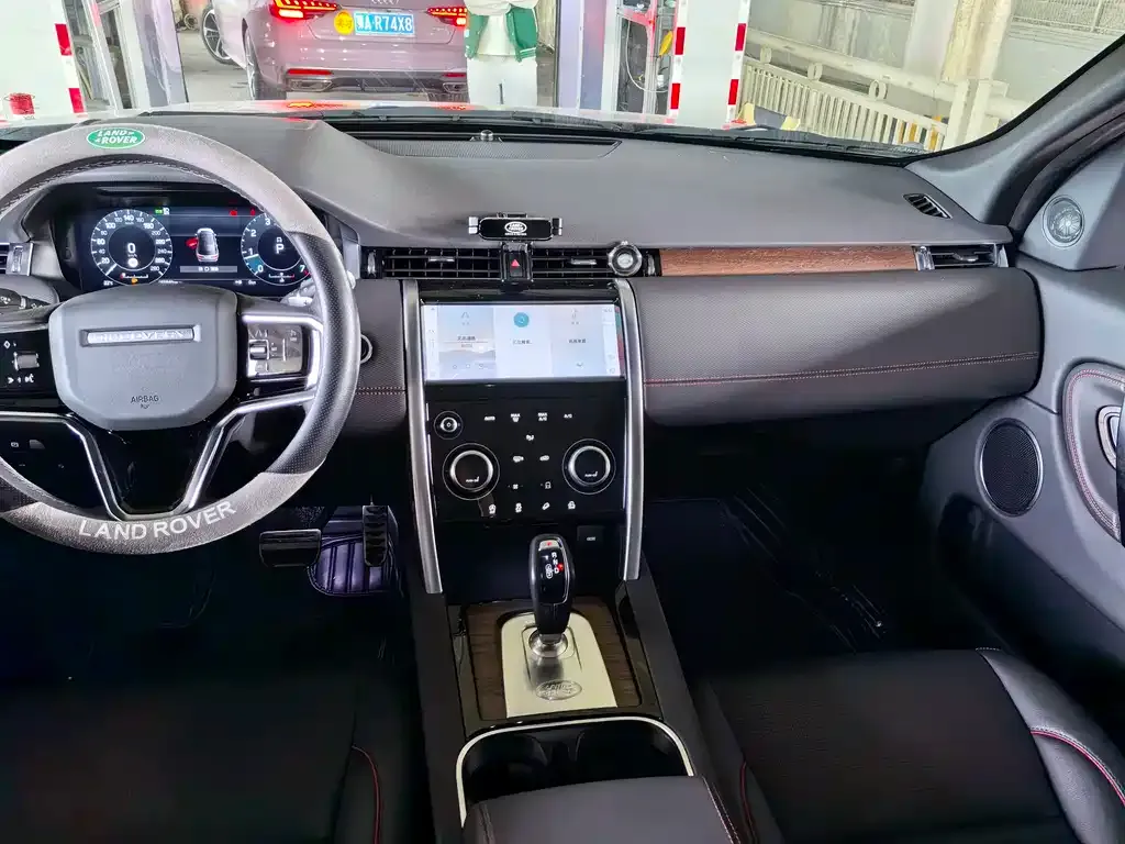 Land Rover Discovery Sport — фото 9