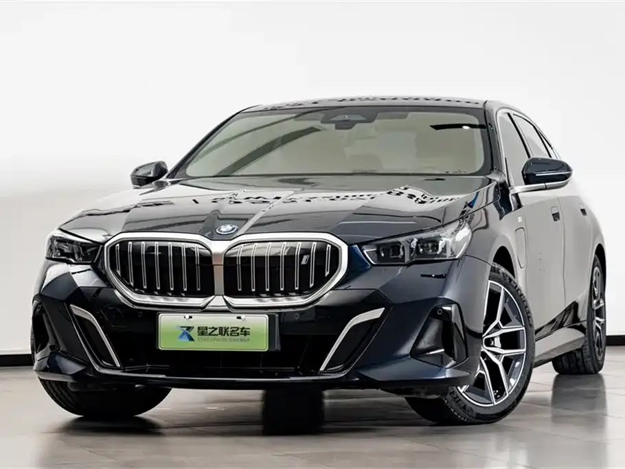 BMW i5 — фото 6