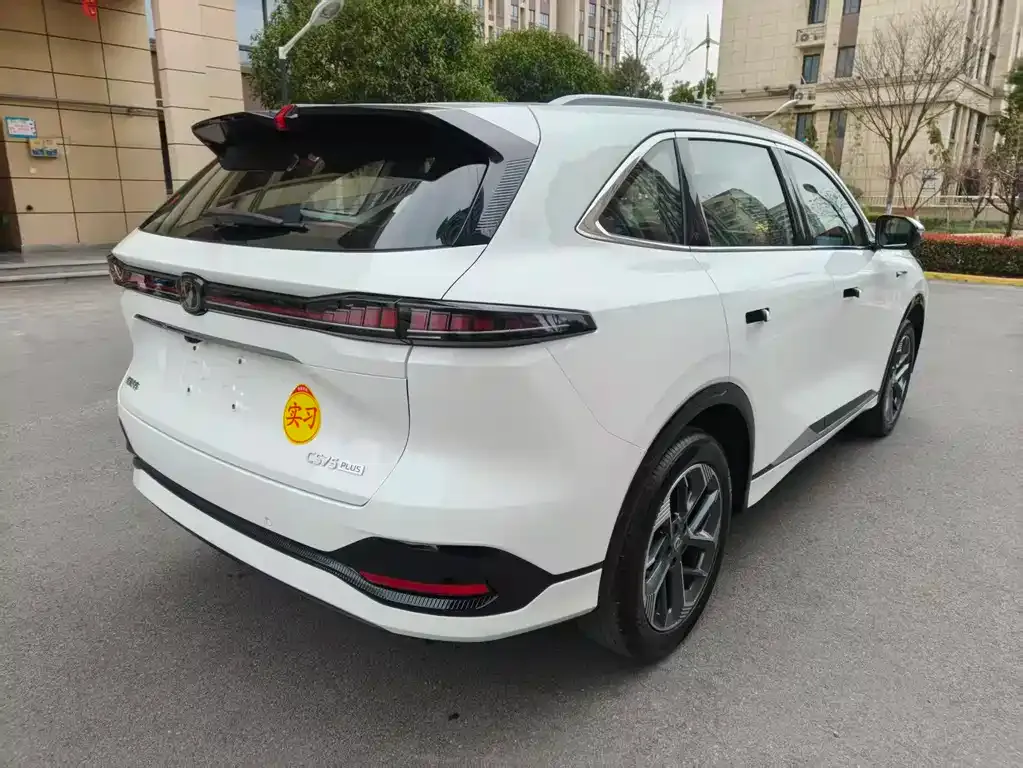 Changan CS75PLUS — фото 9