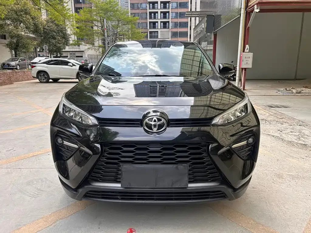 Toyota Wildlander — фото 10