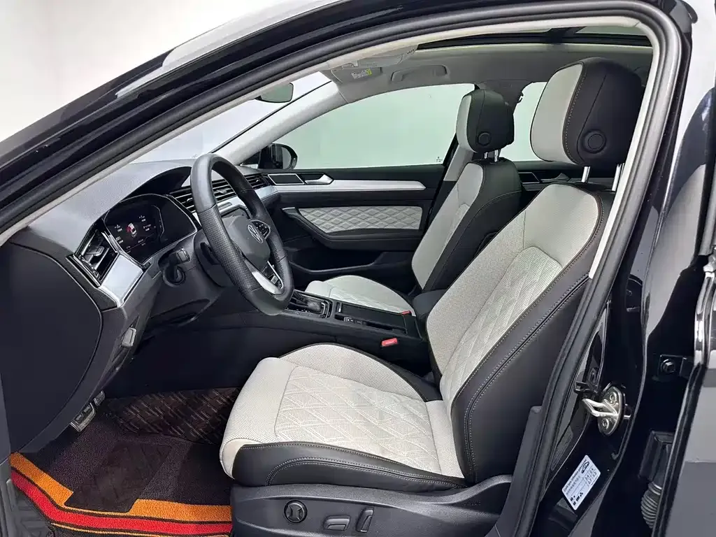 Volkswagen Magotan 2024 из CN, фото 6