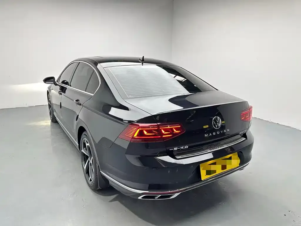 Volkswagen Magotan 2024 из CN, фото 5