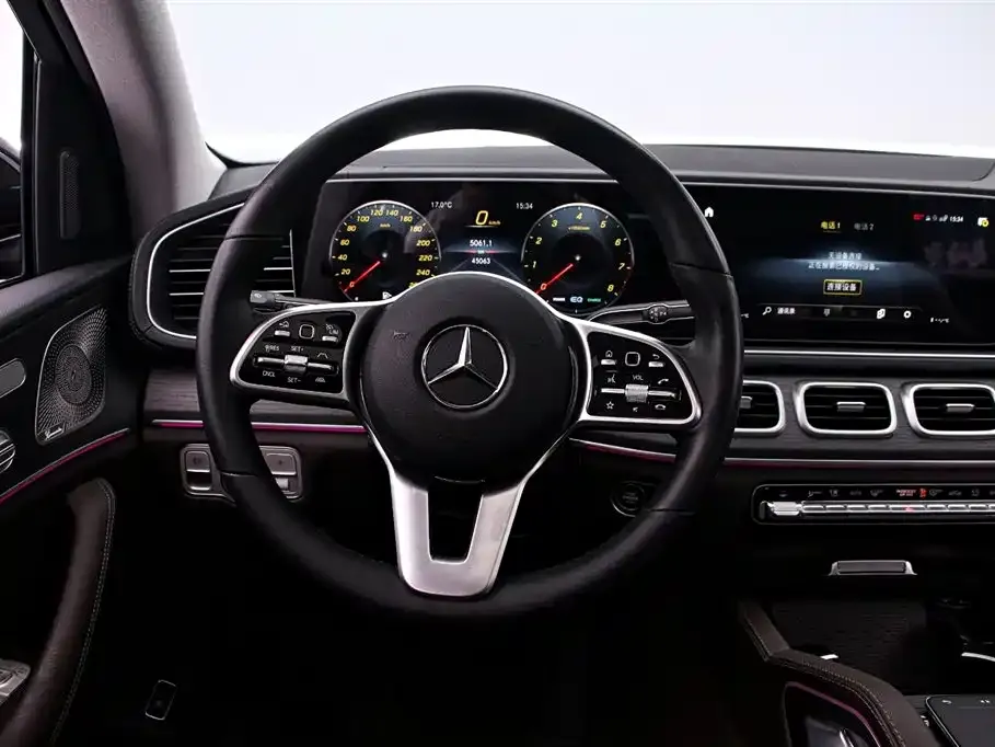 Mercedes-Benz GLE — фото 8