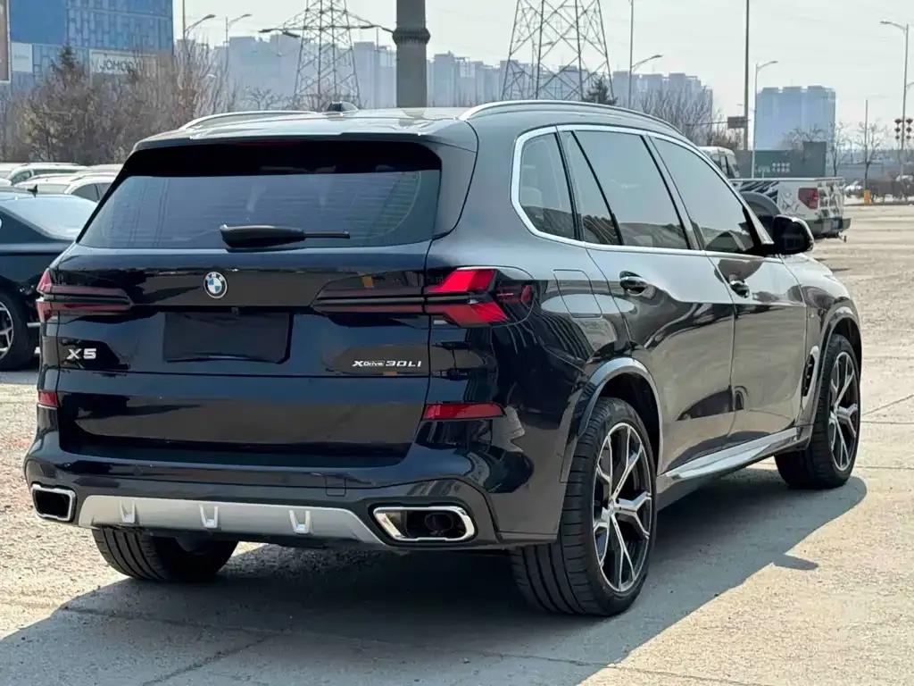 BMW X5 — фото 2